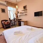 на італійській, центр одеси, 100м до дерибасівської